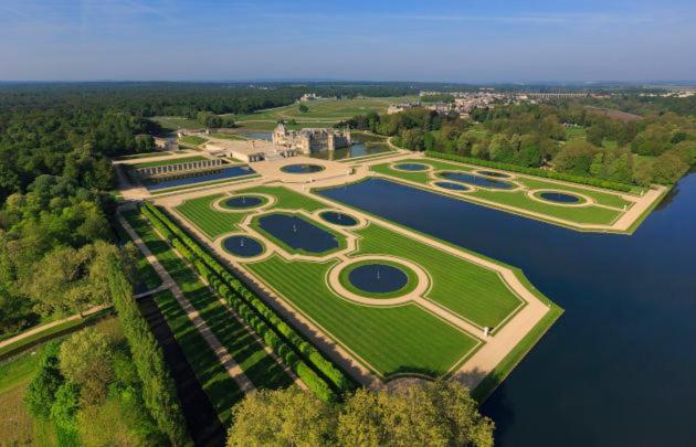 Hotel De France Creil Chantilly Esterno foto
